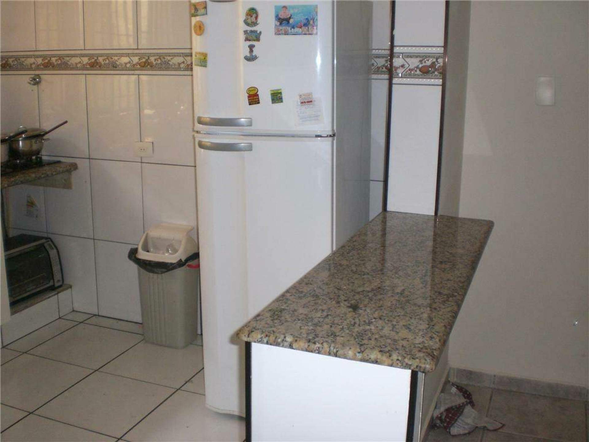 Sobrado à venda no Jardim Teles de Menezes: 