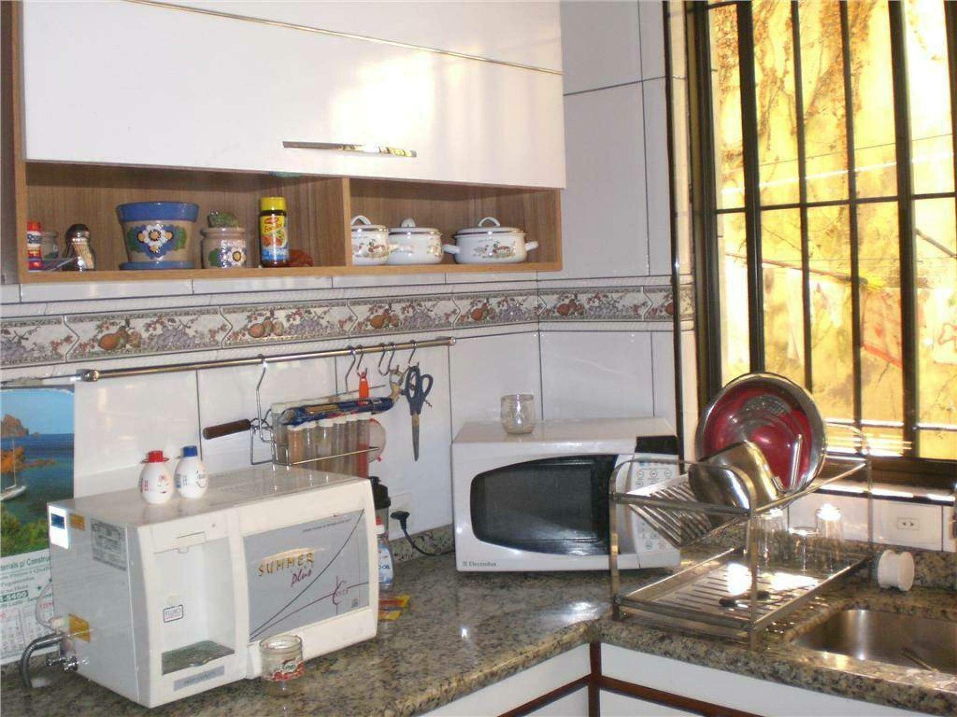 Sobrado à venda no Jardim Teles de Menezes: 