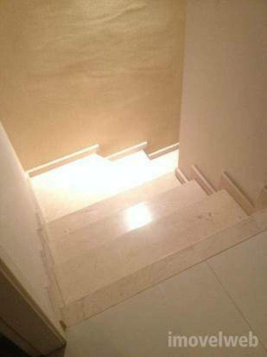 Sobrado à venda no Jardim Borborema: 