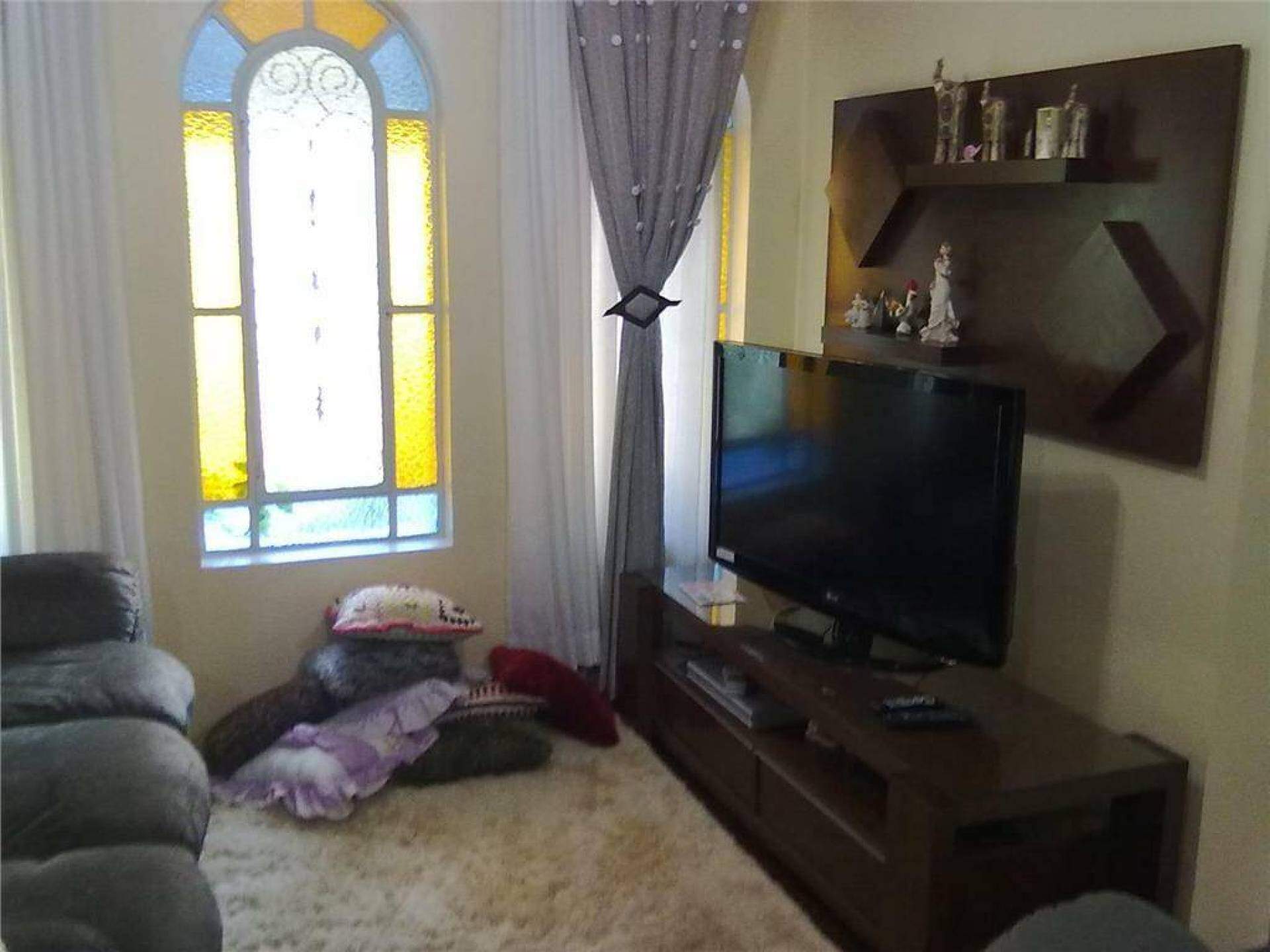 Sobrado à venda no Vila Valparaíso: 