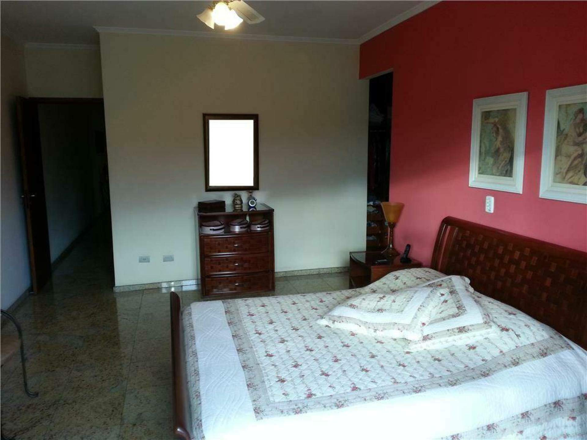 Sobrado à venda no Utinga: 