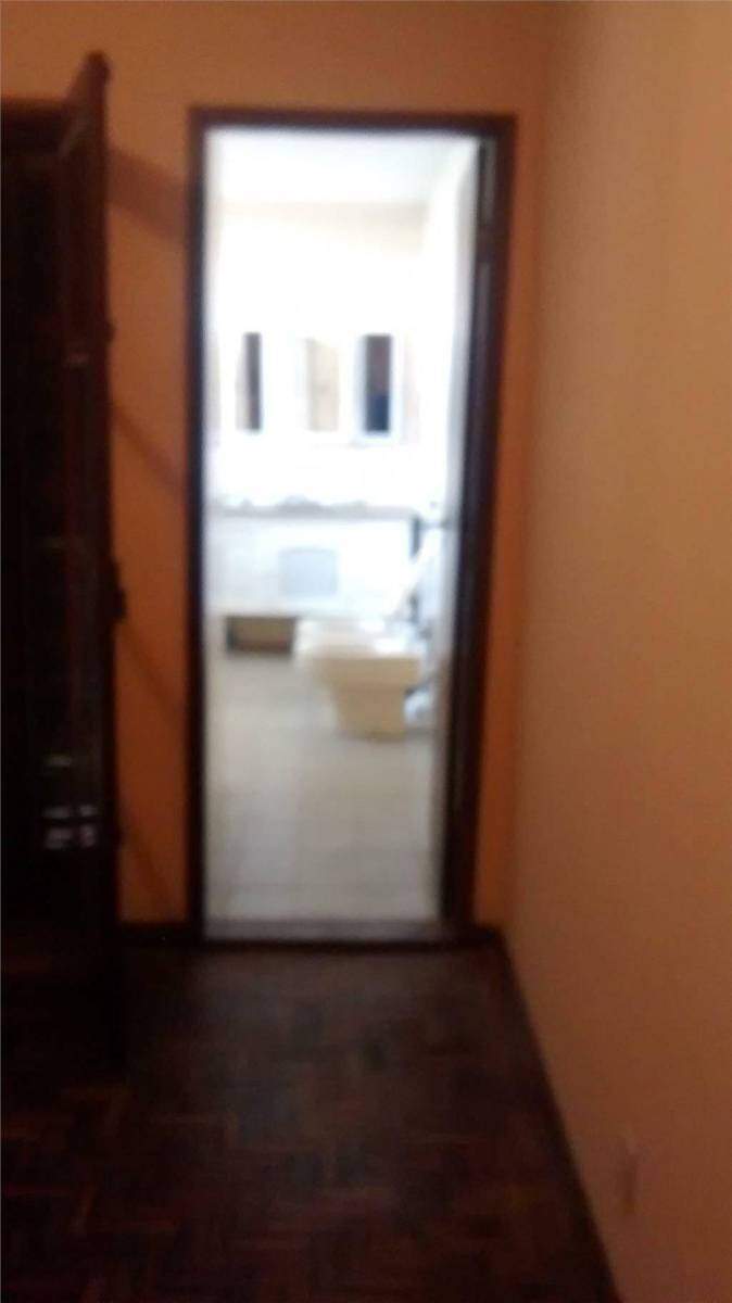 Casa à venda no Centro: 