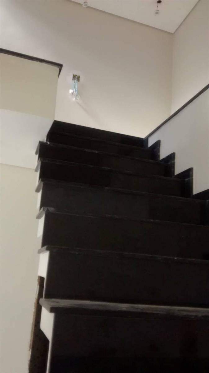 Sobrado à venda no Vila Camilópolis: 