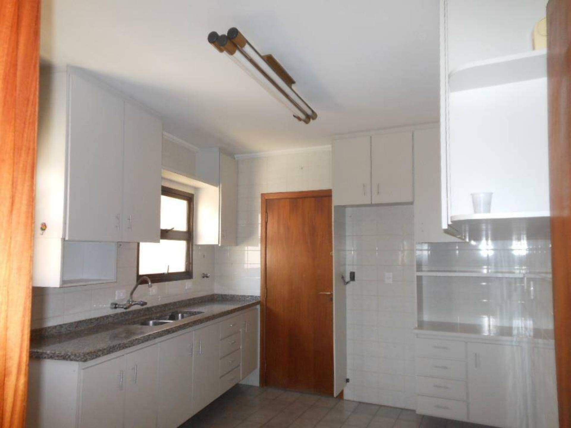 Apartamento à venda no Vila Bastos: 