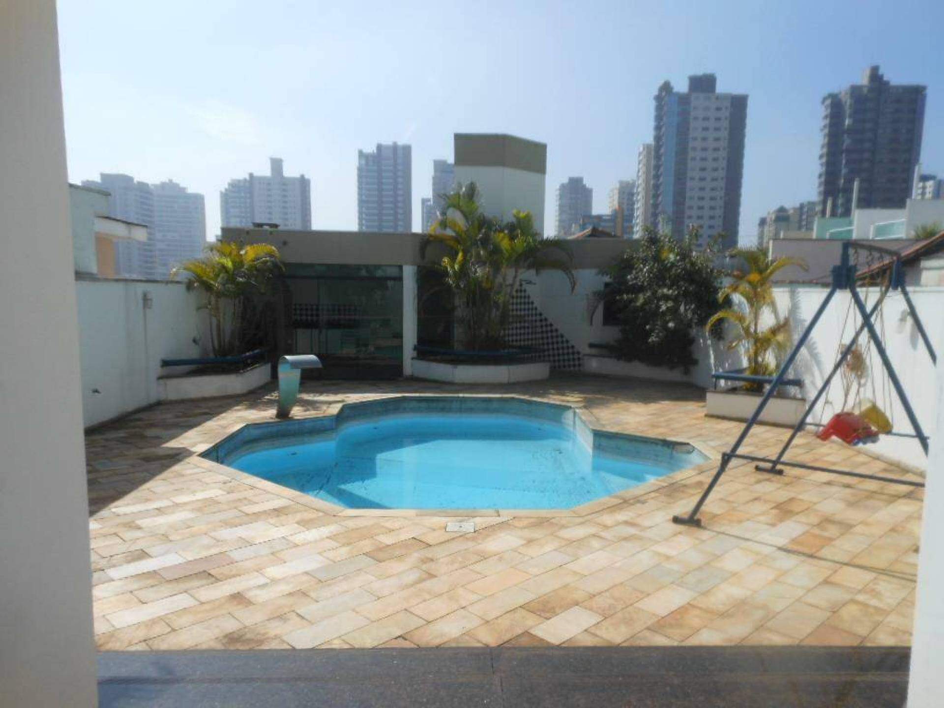 Sobrado à venda no Jardim: 