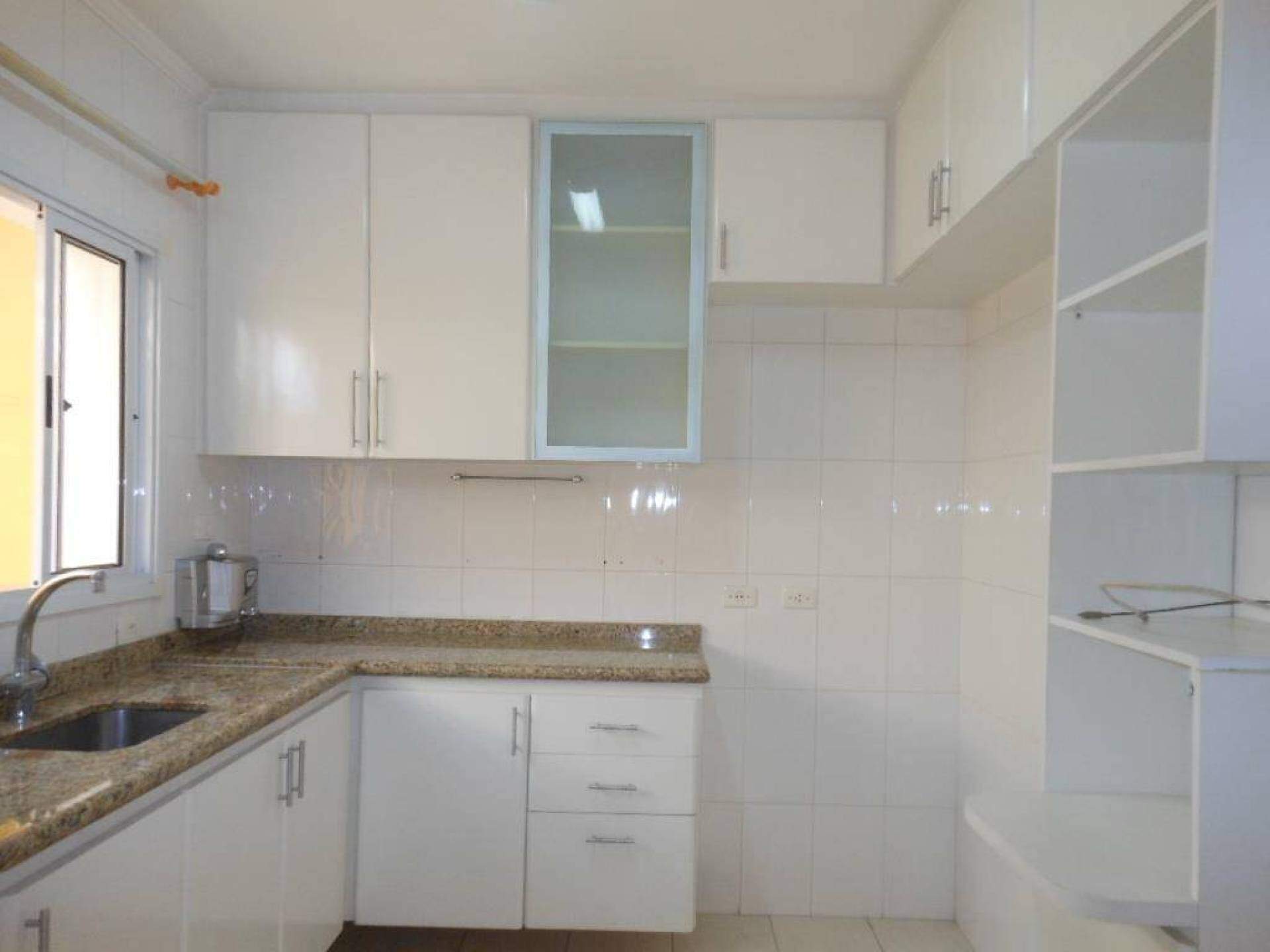 Sobrado à venda no Vila Lusitânia: 
