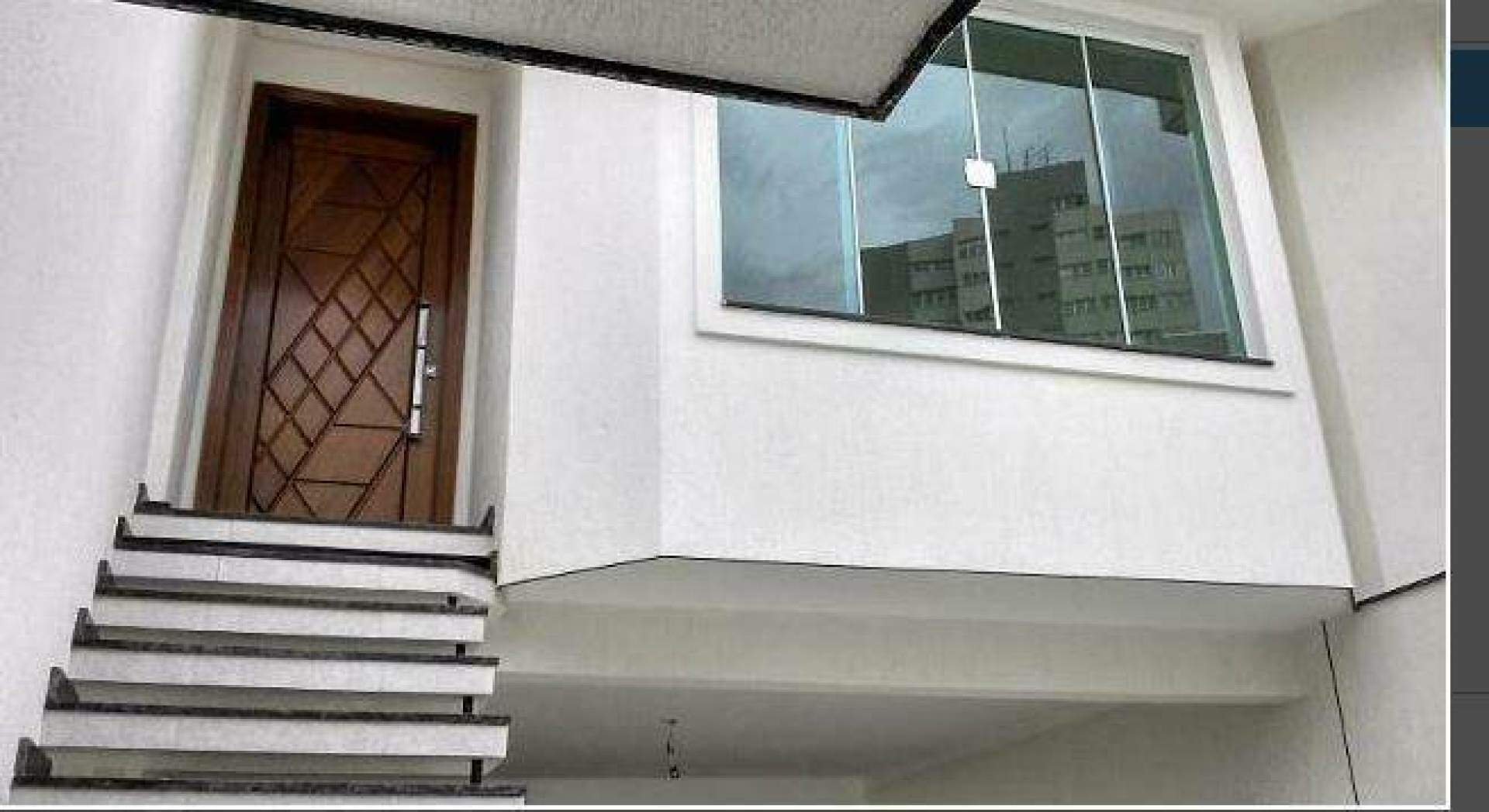 Sobrado à venda no Vila Scarpelli: 
