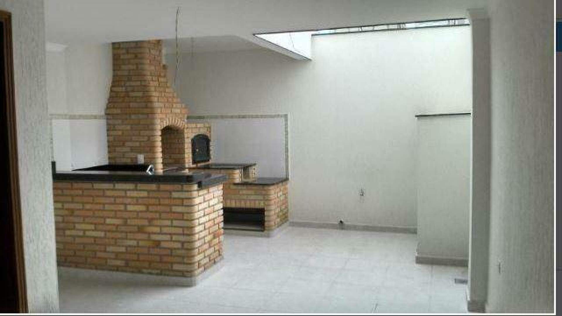 Sobrado à venda no Vila Scarpelli: 