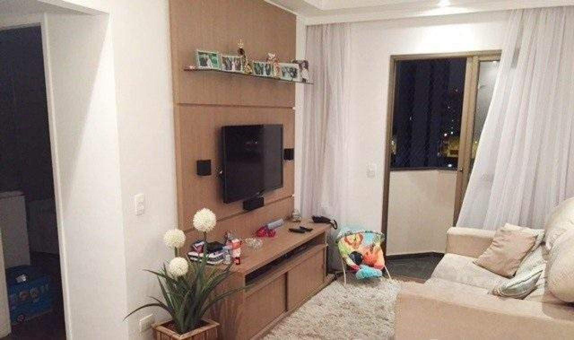 Apartamento à venda no Baeta Neves: 