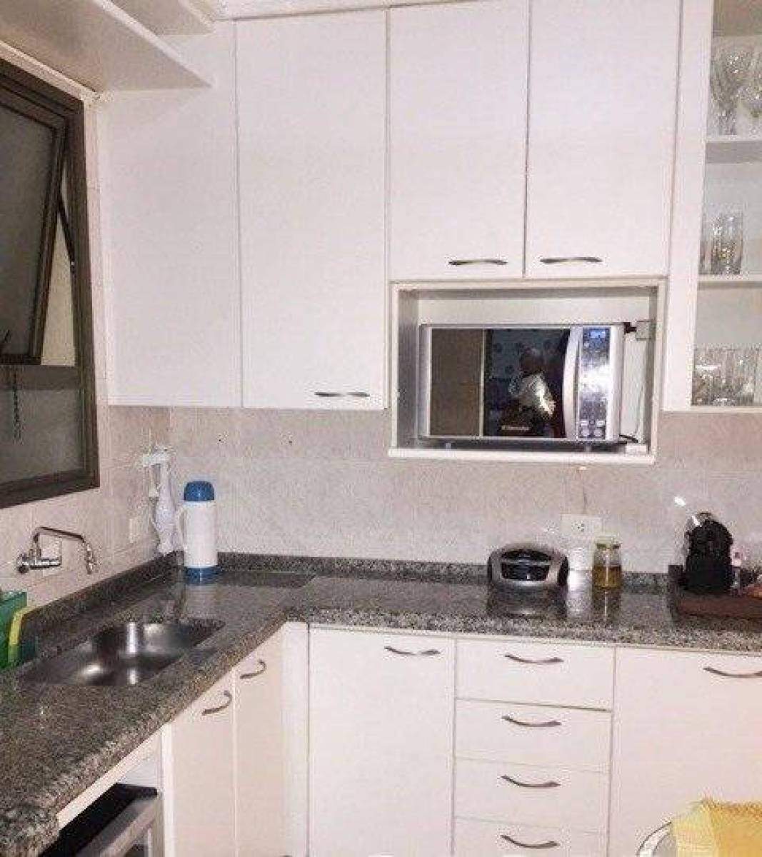Apartamento à venda no Baeta Neves: 
