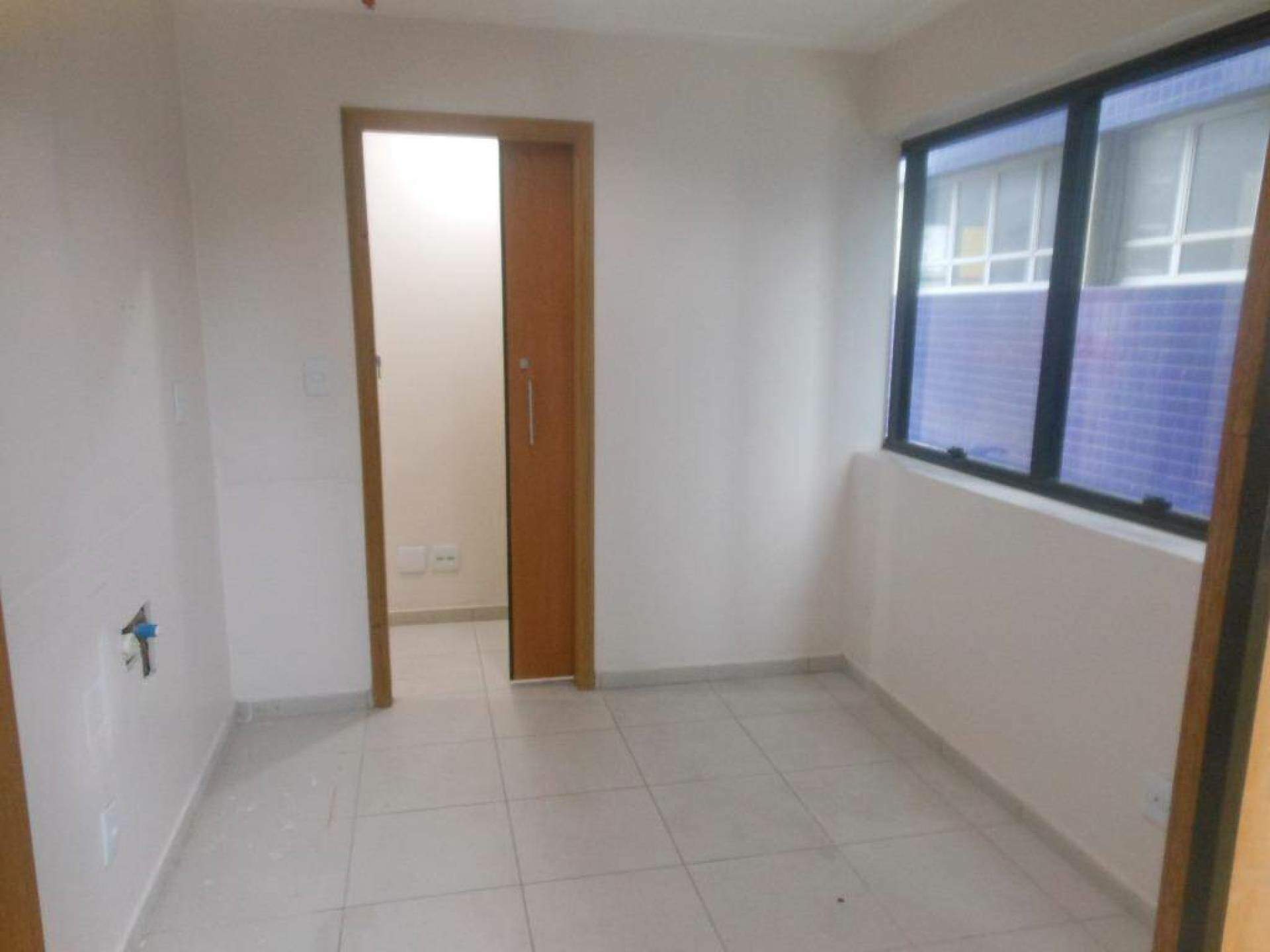 Salas Comerciais à venda no Centro: 
