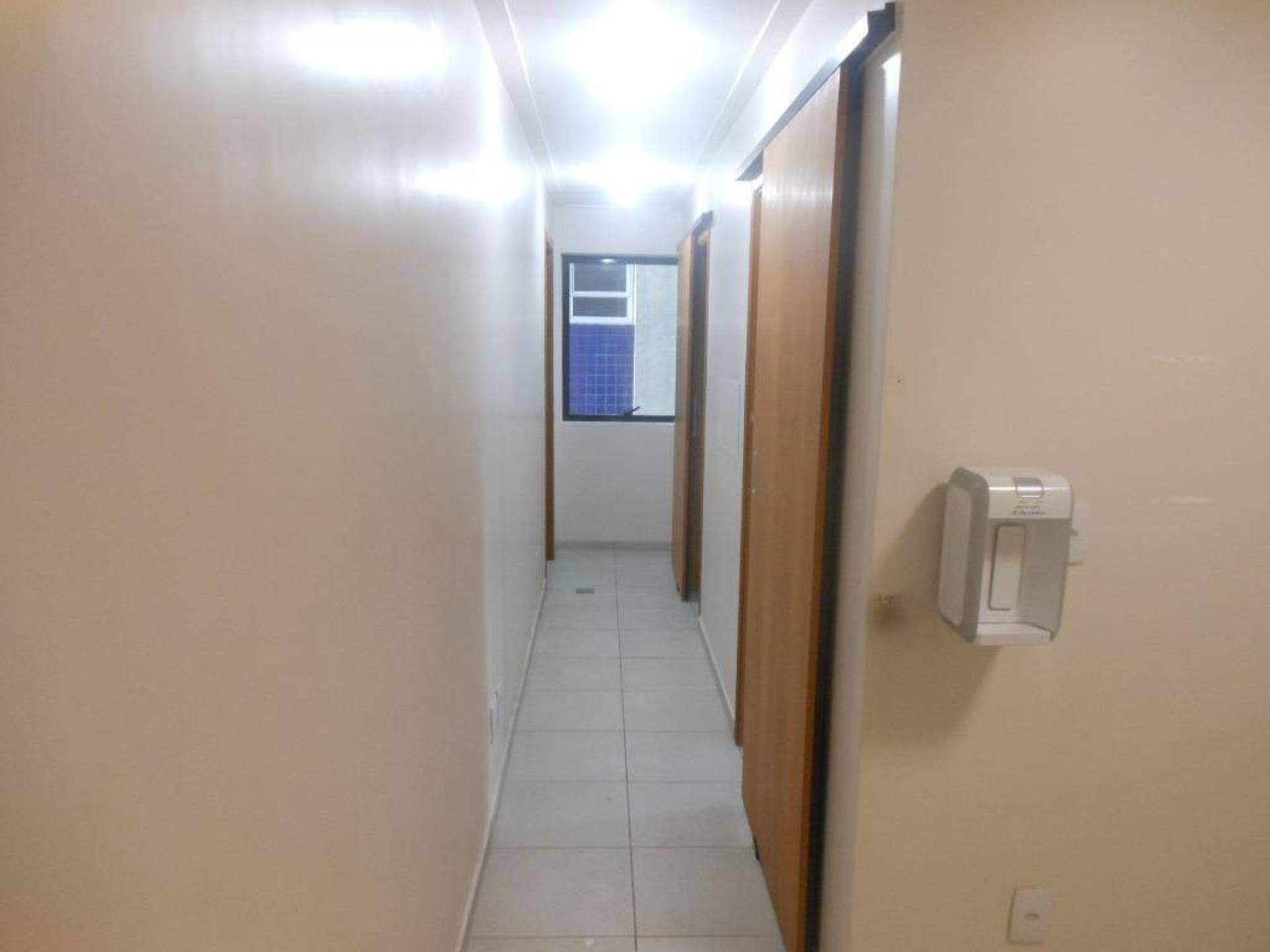 Salas Comerciais à venda no Centro: 