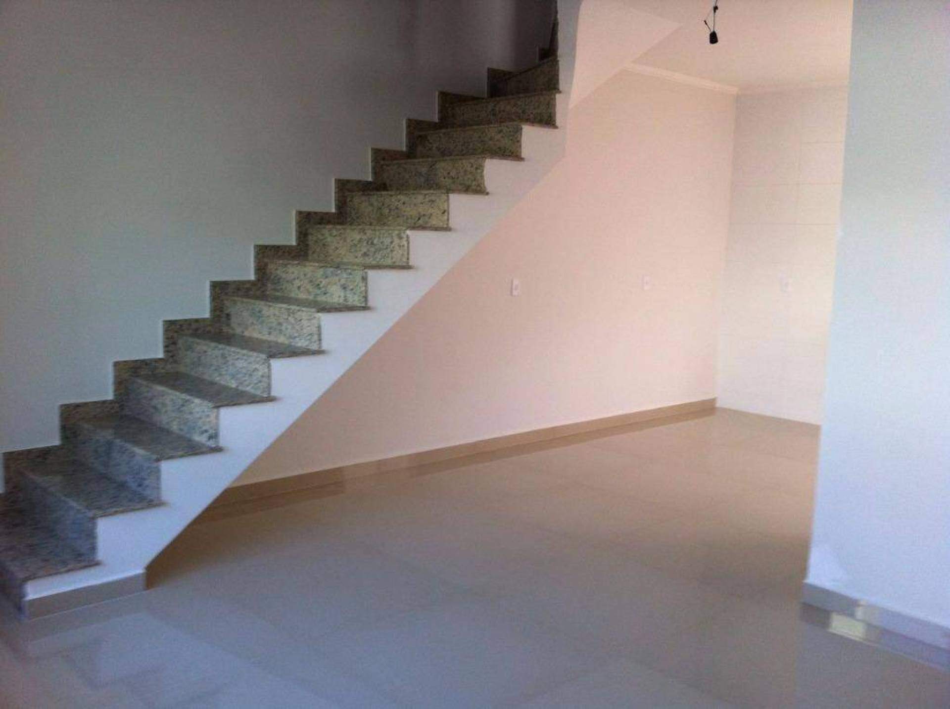 Sobrado à venda no Vila Gilda: 