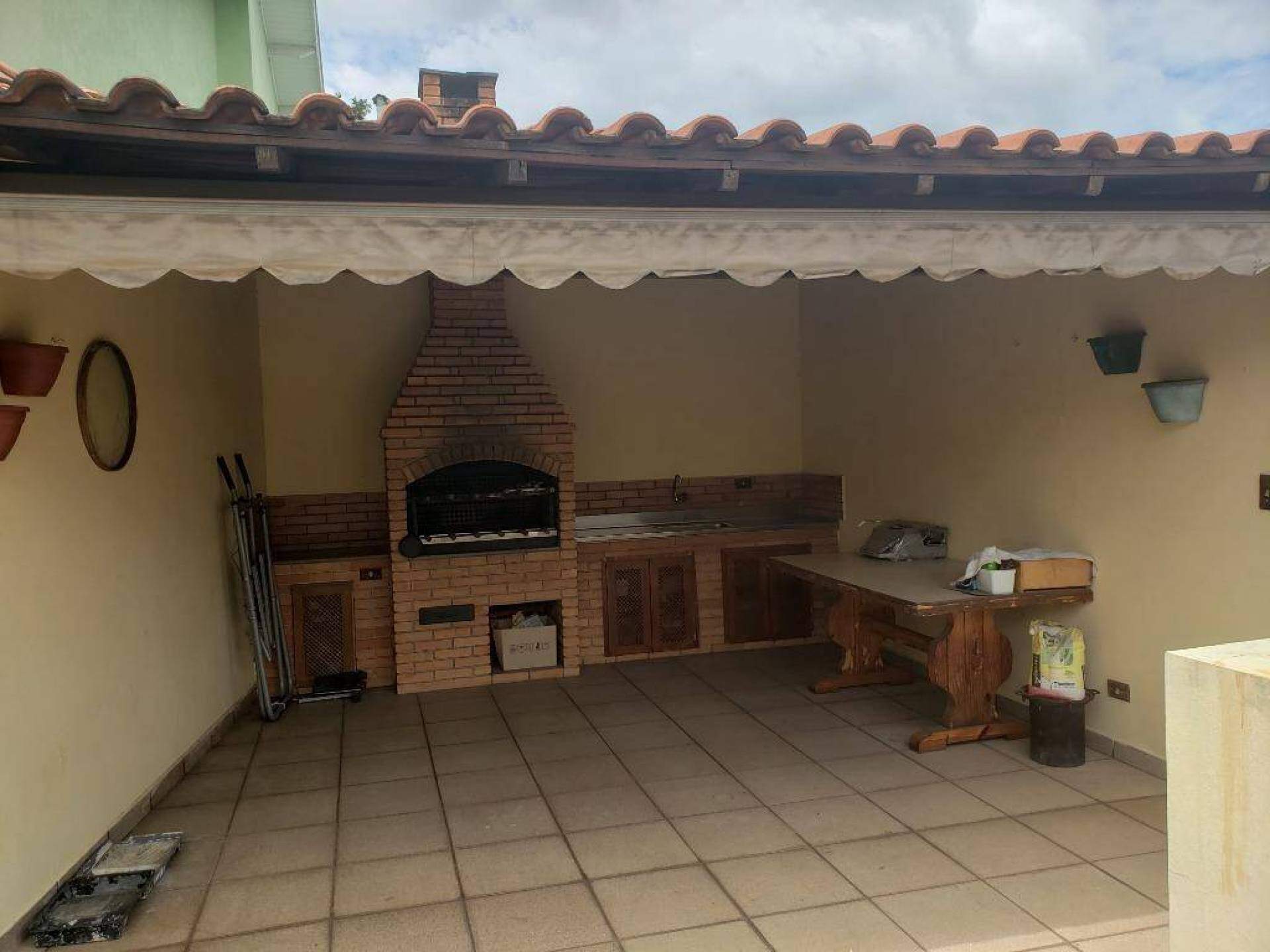 Sobrado à venda no Vila Bastos: 