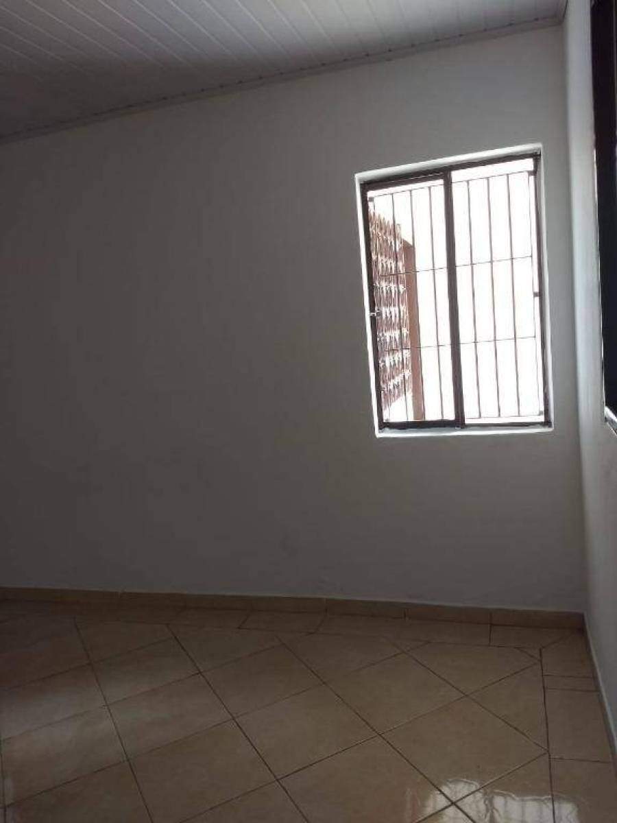 Casa à venda no Jardim Utinga: 