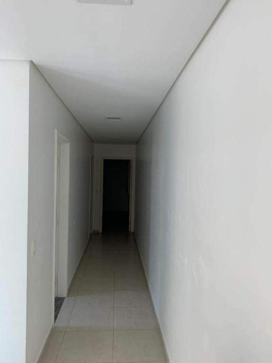 Sobrado à venda no Campestre: 