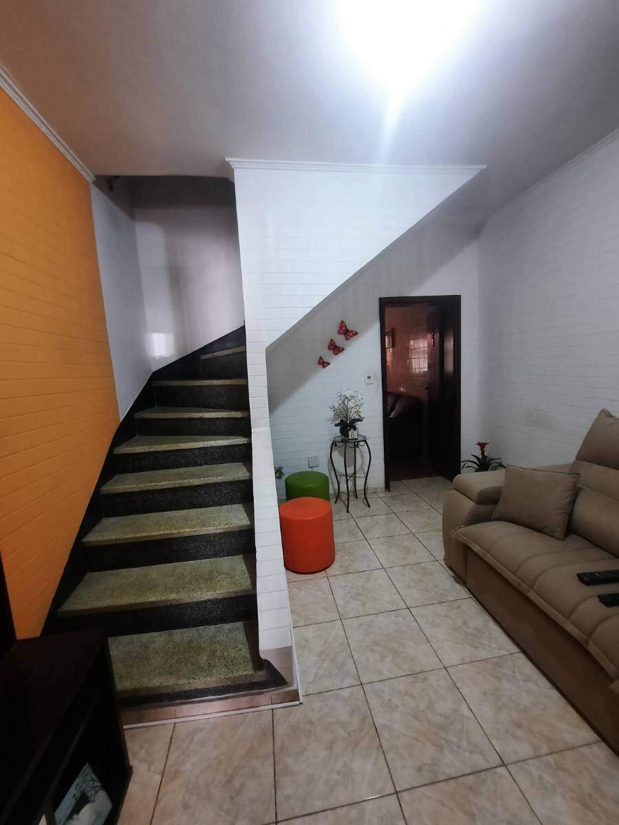 Sobrado à venda no Vila Bastos: 