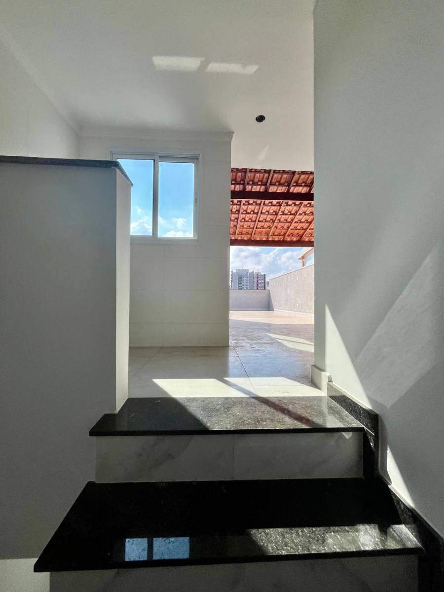 Apartamento à venda no Santa Maria: 