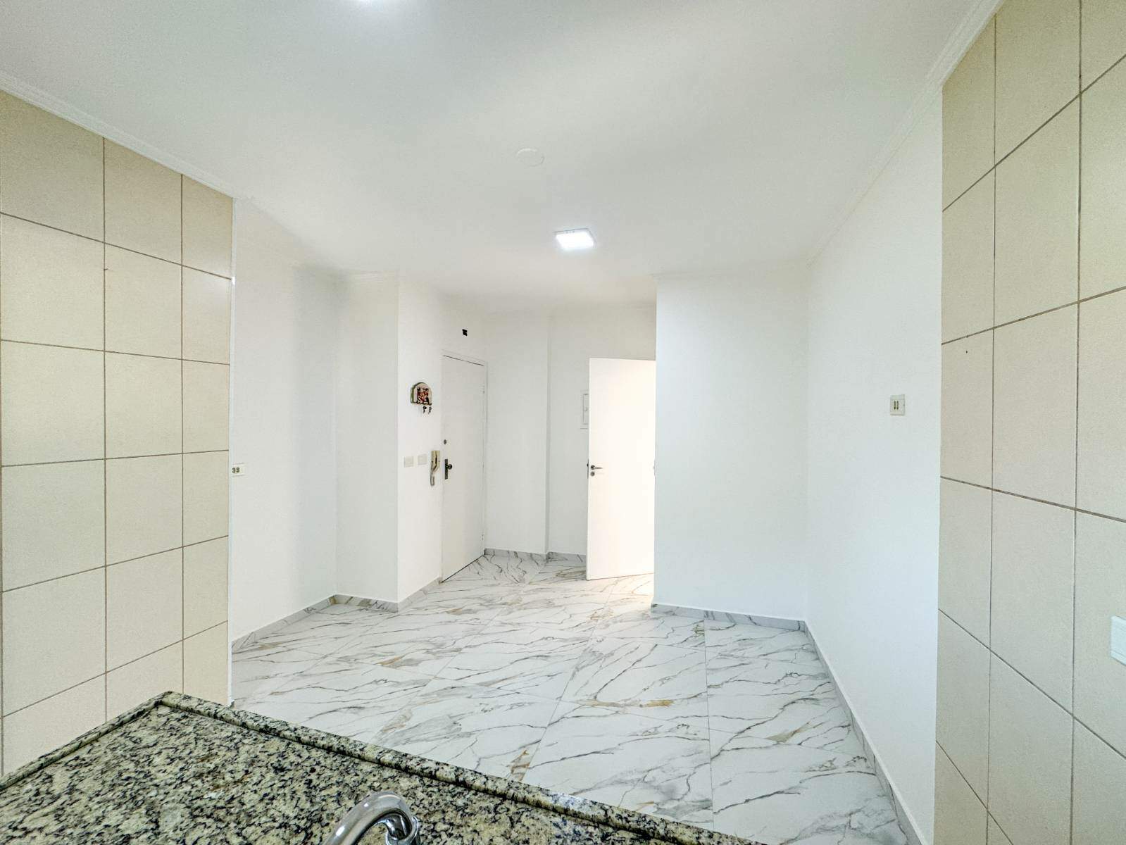 Apartamento à venda no Santa Terezinha: 