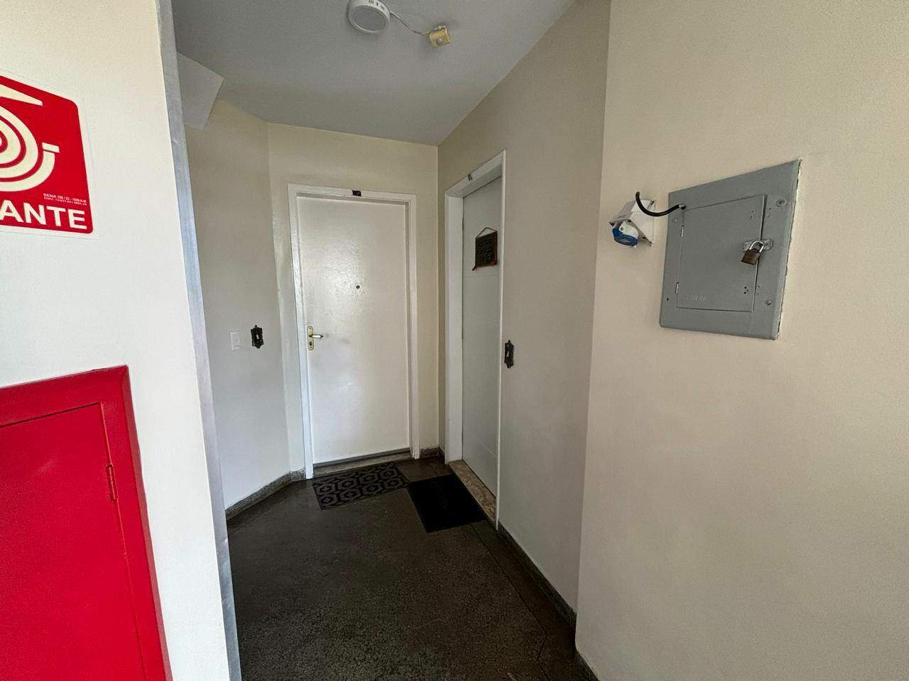 Apartamento à venda no Sítio Pinheirinho: 