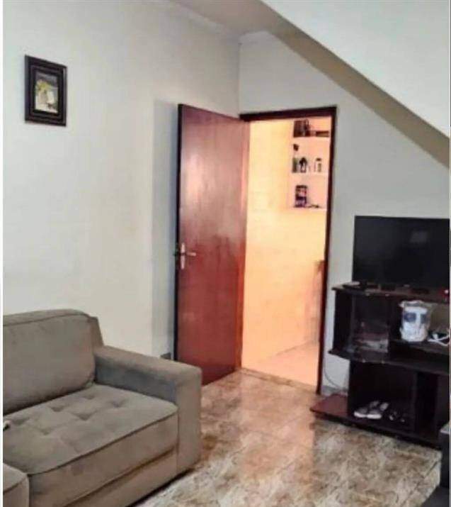 Sobrado à venda no Baeta Neves: 