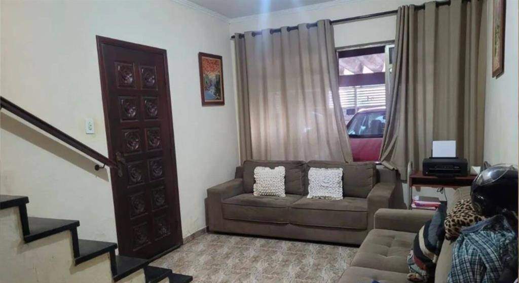 Sobrado à venda no Baeta Neves: 