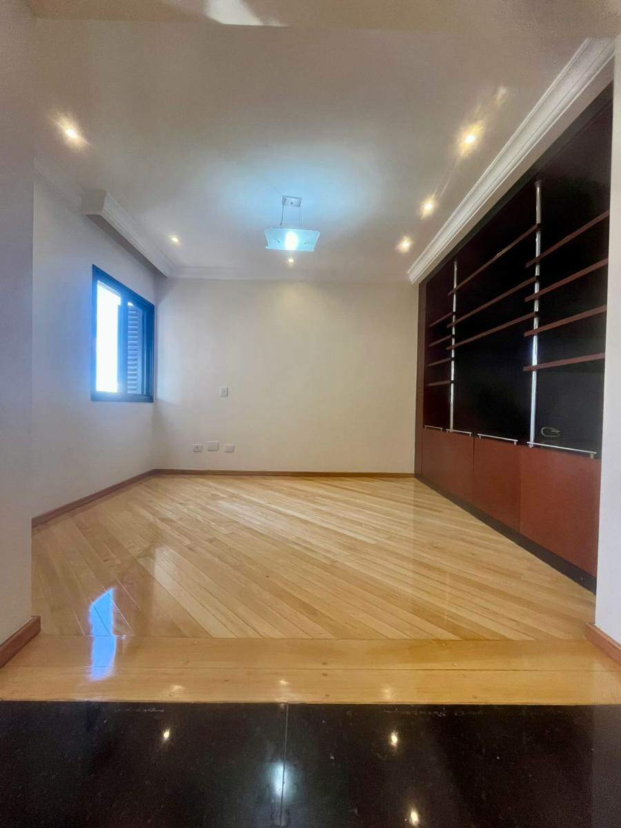 Apartamento à venda no Jardim: 