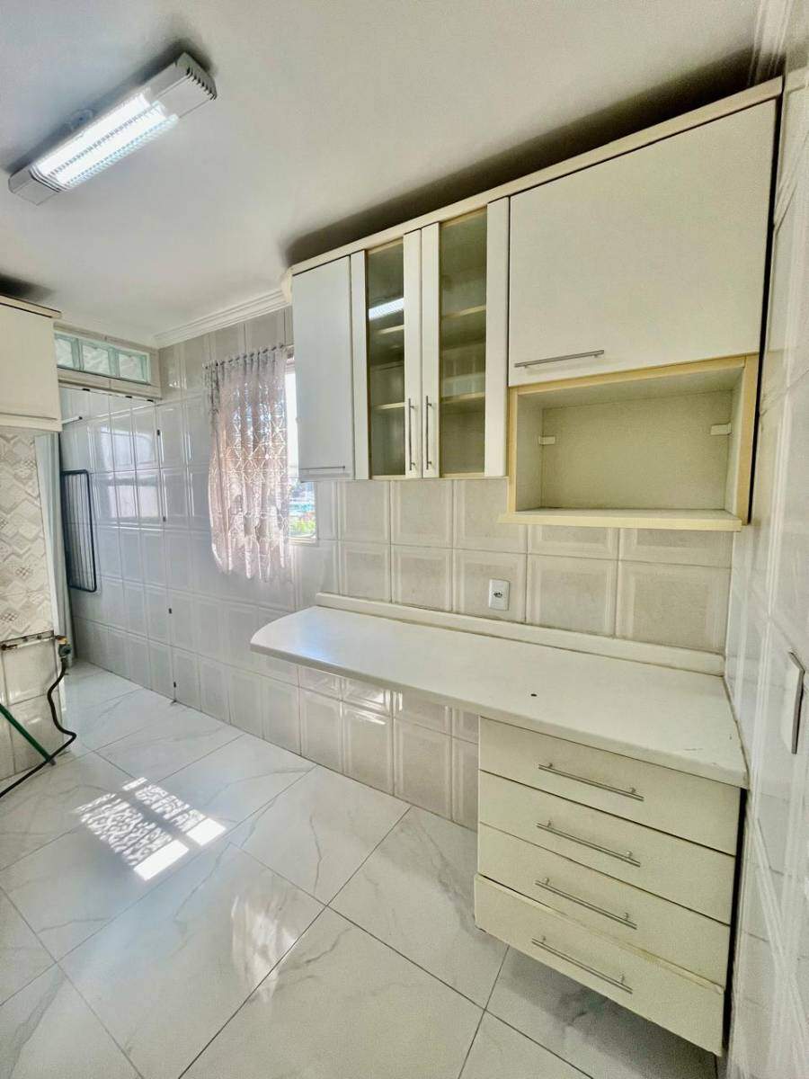 Apartamento à venda no Vila Lutécia: 