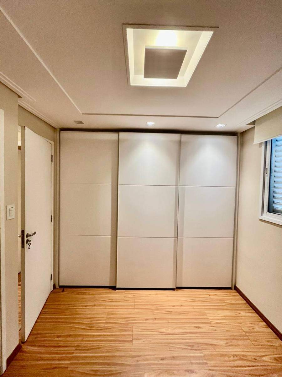 Apartamento à venda no Vila Valparaíso: 