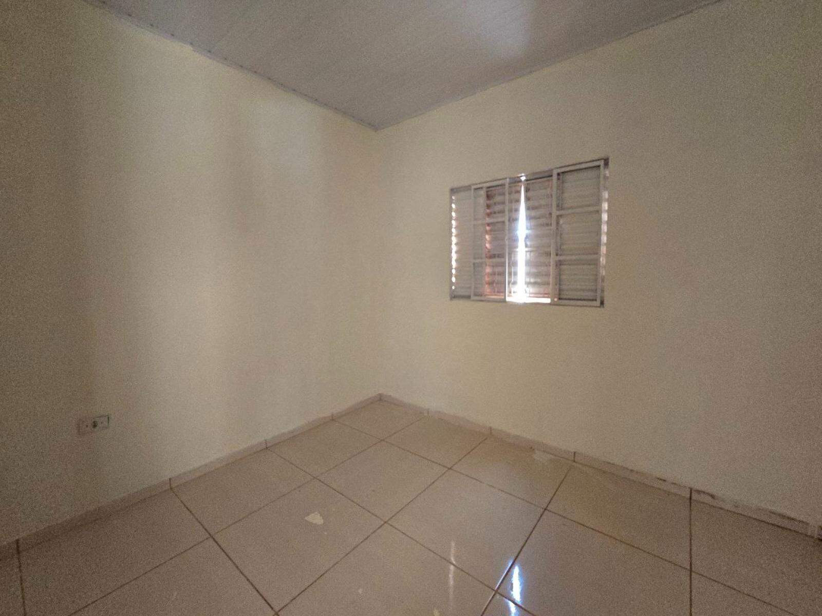 Casa Térrea para aluguel no Jardim Nova Jerusalém: 