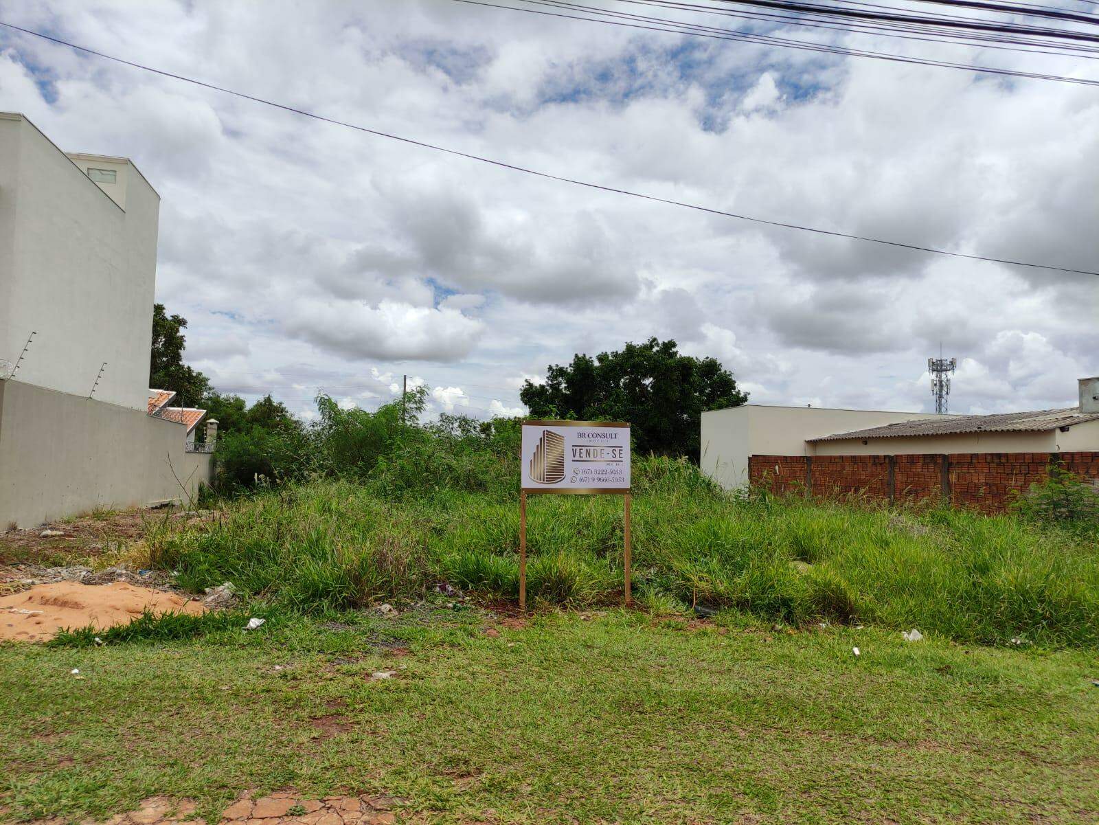 Terreno à venda no Jardim Montevidéu: 