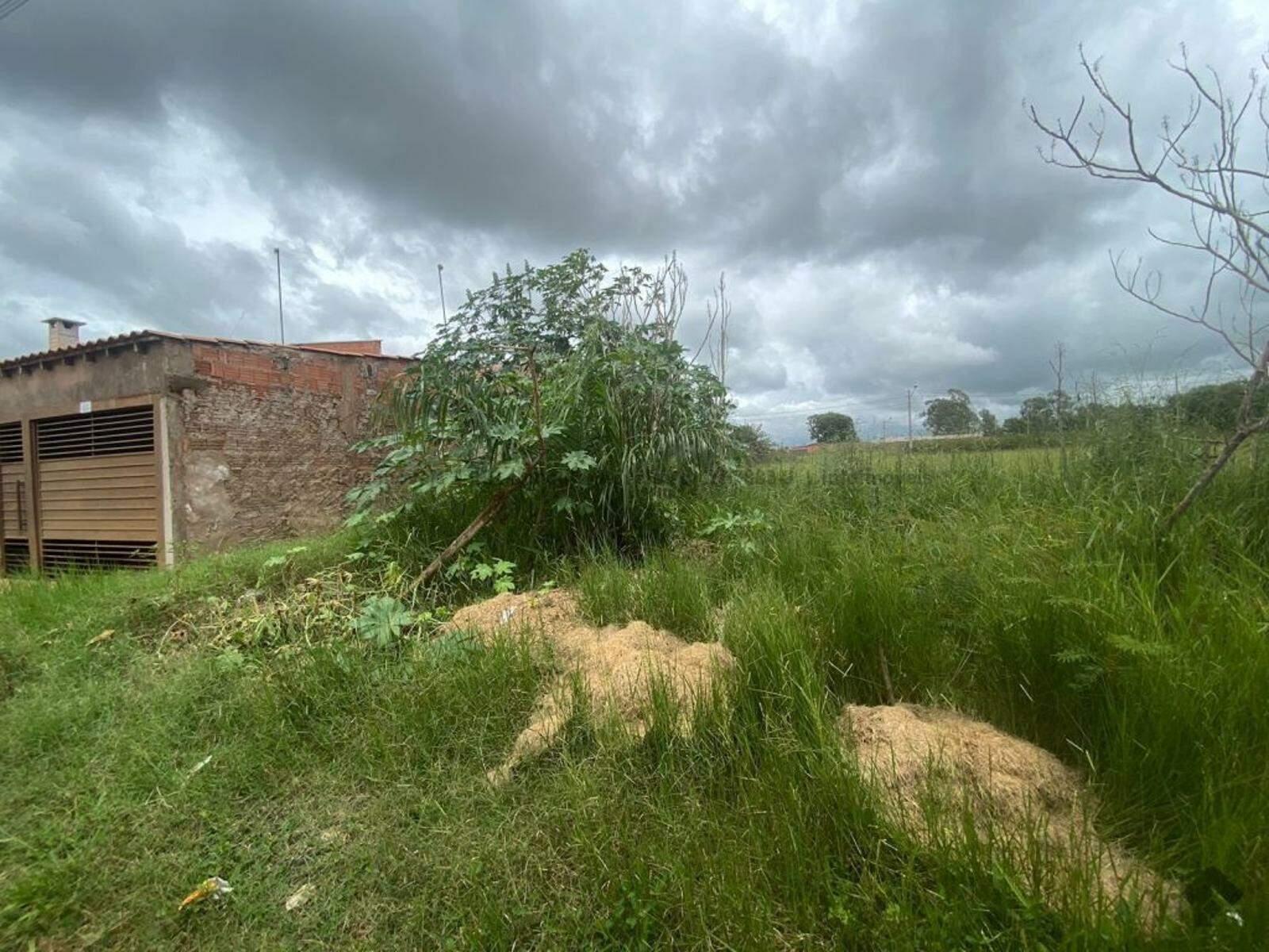 Terreno à venda no Rancho Alegre IV: 