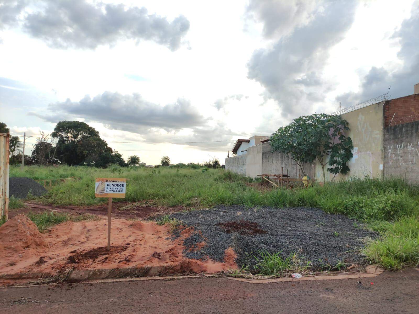 Terreno à venda no São Francisco: 