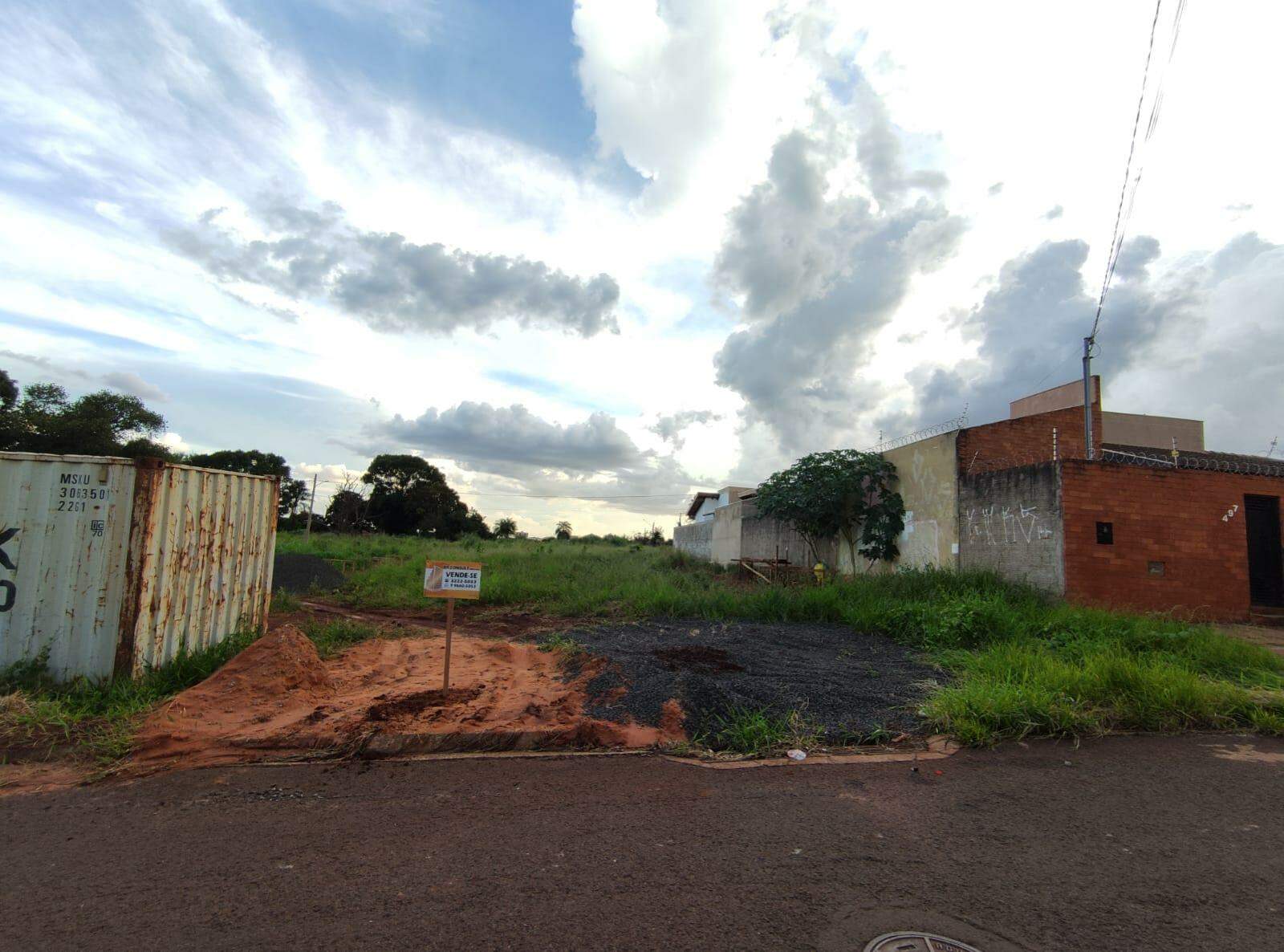 Terreno à venda no São Francisco: 