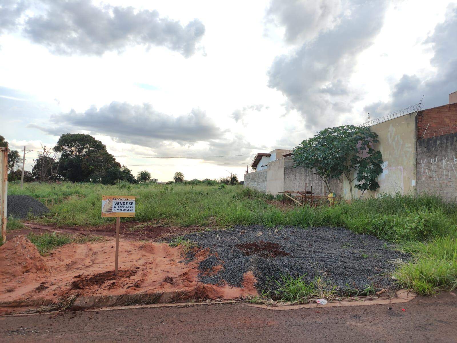 Terreno à venda no São Francisco: 