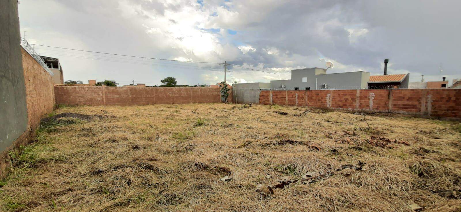 Terreno à venda no Vila Nasser: 