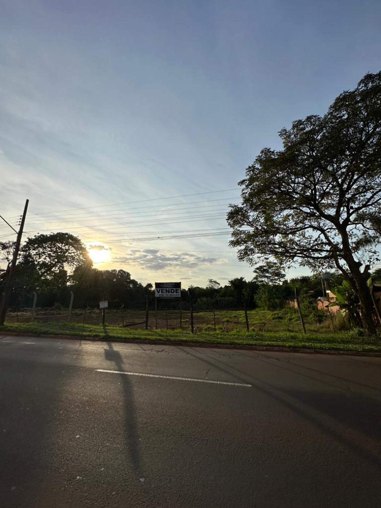 Área à venda no Jardim Morenão: 