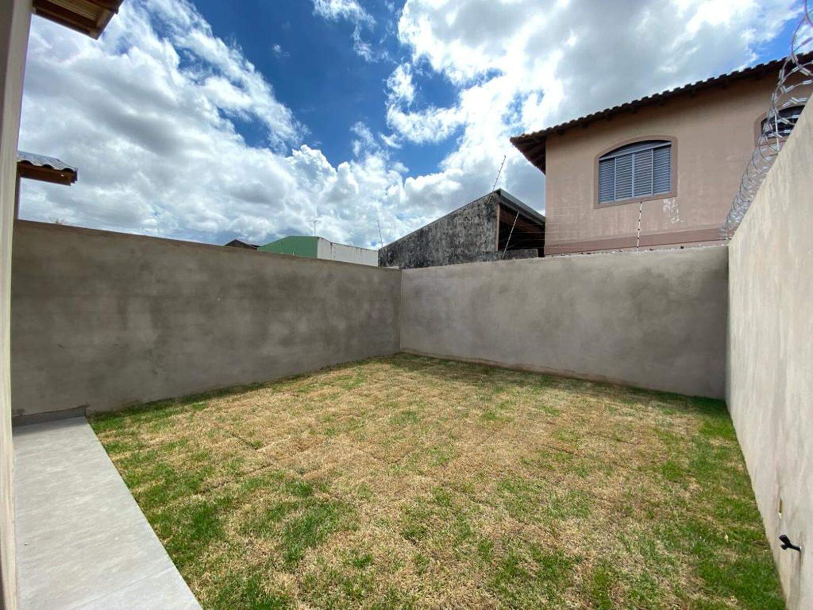 Casa Térrea para aluguel no Vila Progresso: 