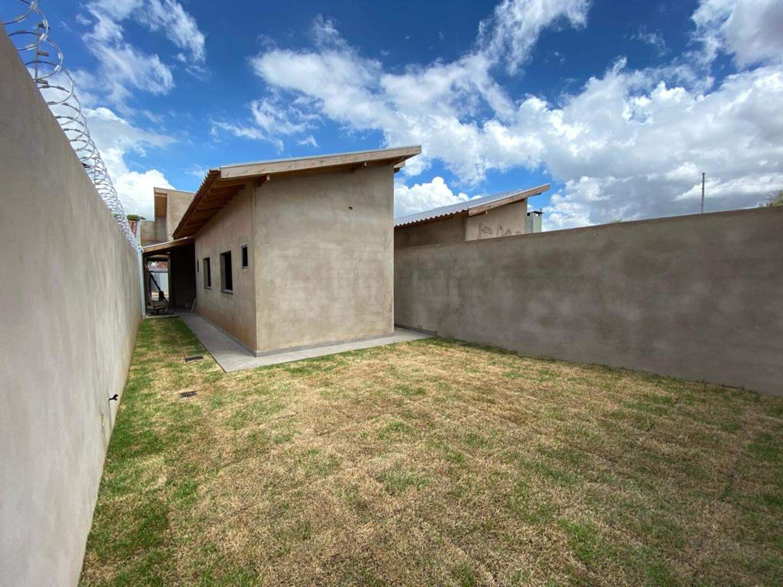 Casa Térrea para aluguel no Vila Progresso: 