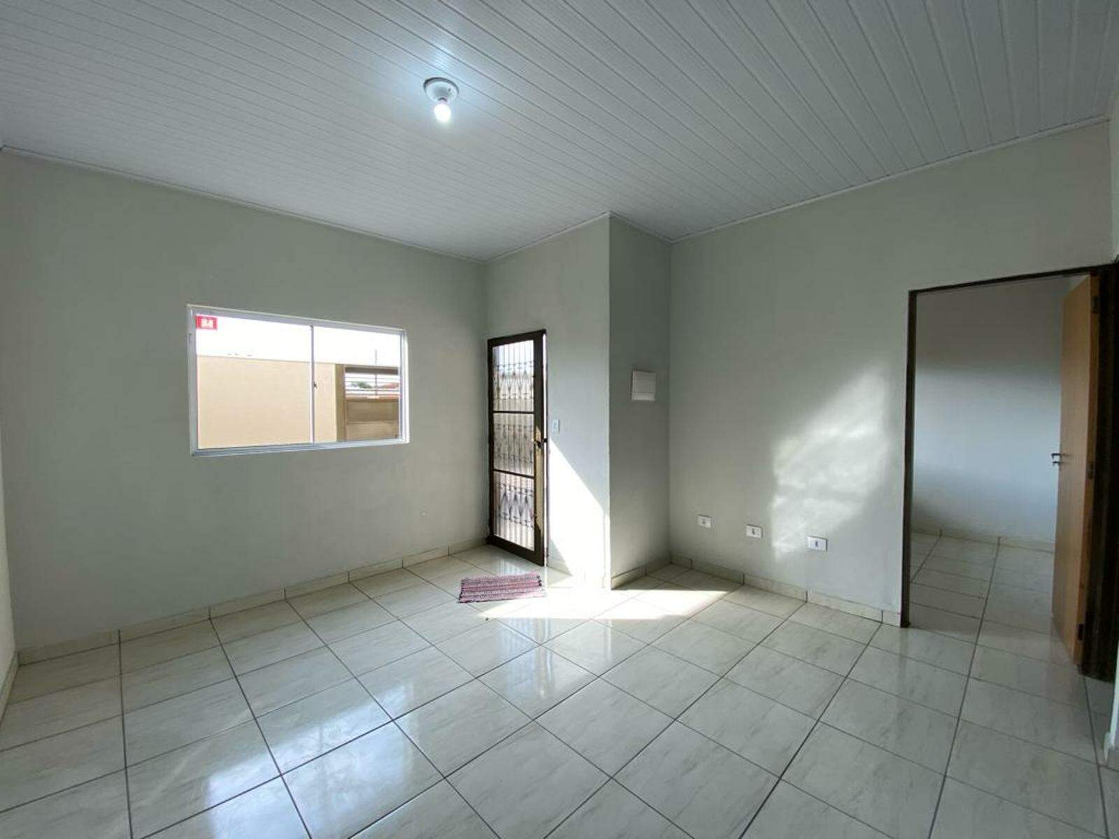 Casa de Condomínio para aluguel no Vila Taveirópolis: 