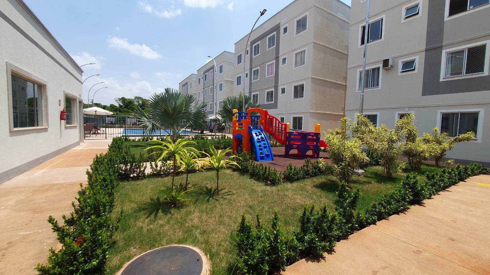 Apartamento à venda no Pioneiros: 