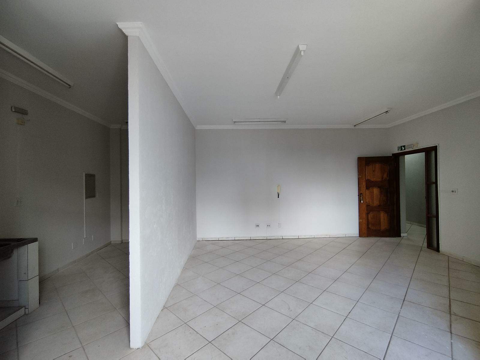 Sala para aluguel no Centro: 