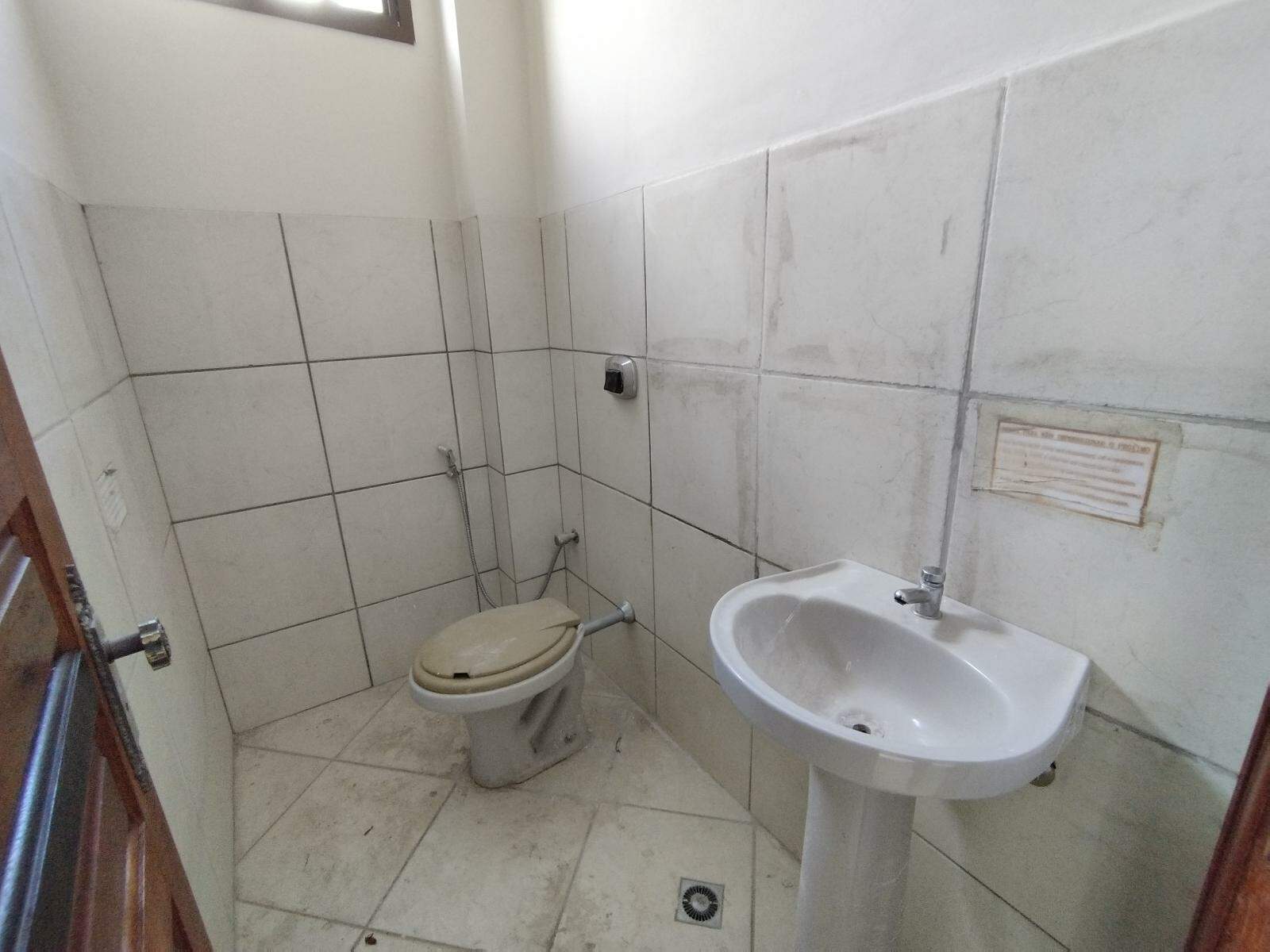 Sala para aluguel no Centro: 