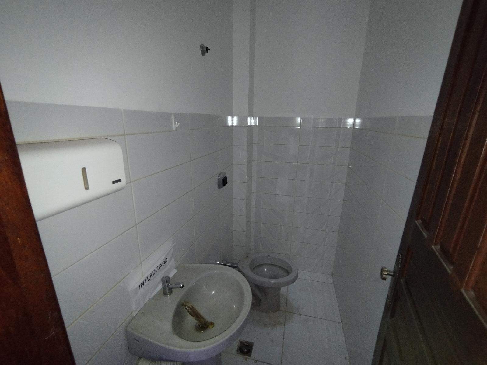Sala para aluguel no Centro: 