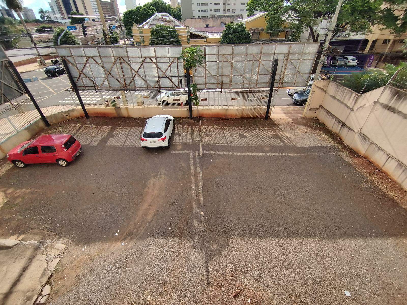 Sala para aluguel no Centro: 