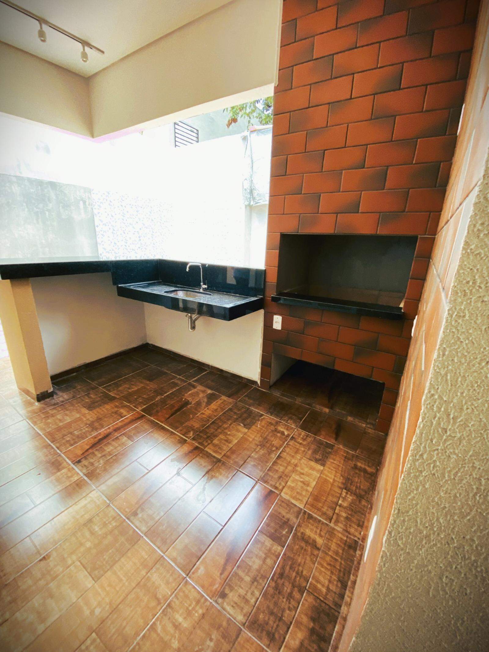 Casa Comercial à venda no Centro: 