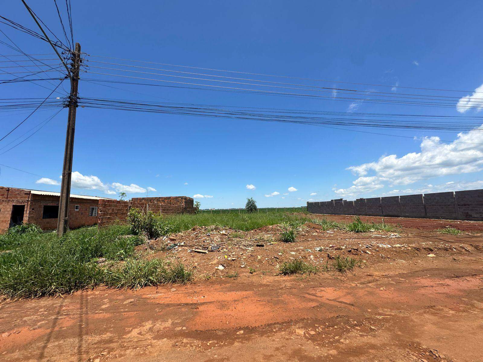 Terreno à venda no Jardim São Conrado: 