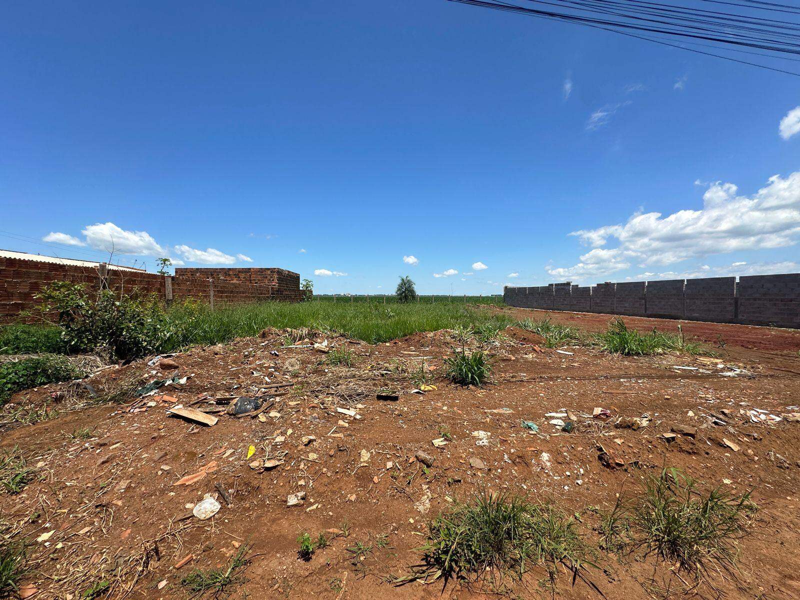 Terreno à venda no Jardim São Conrado: 