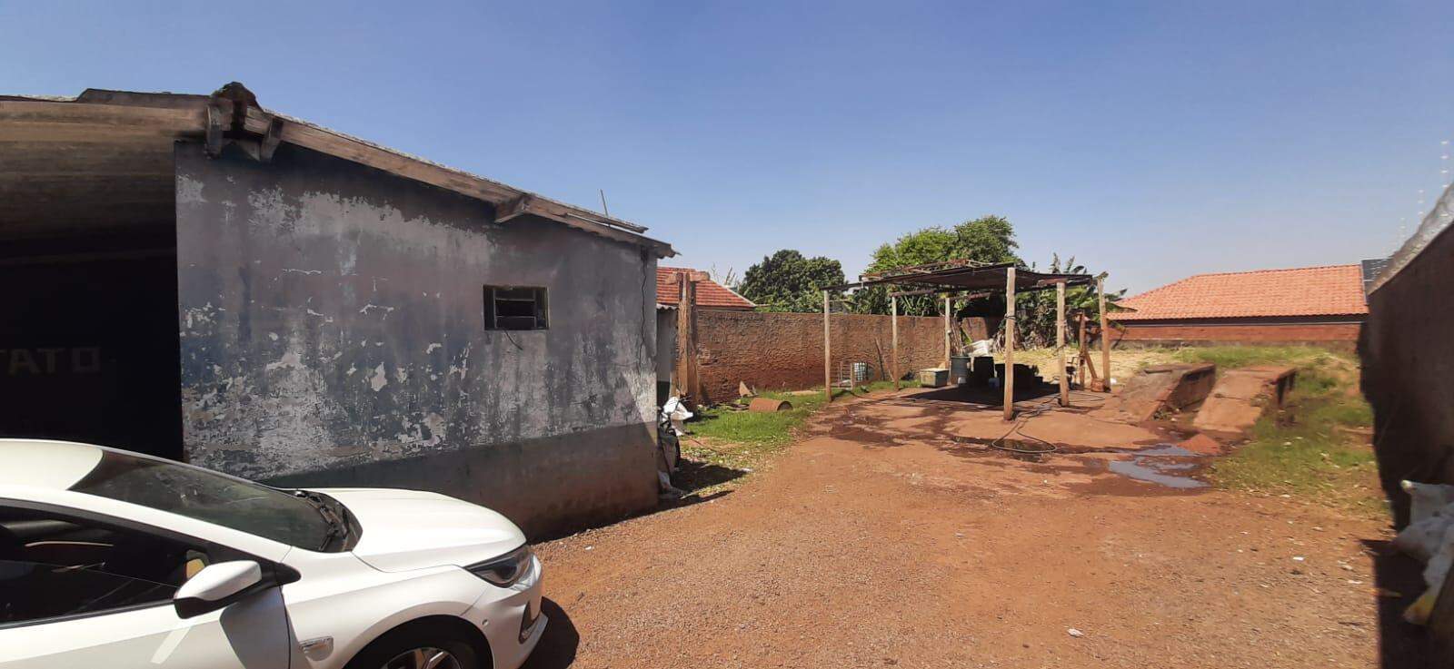 Terreno à venda no Vila Palmira: 