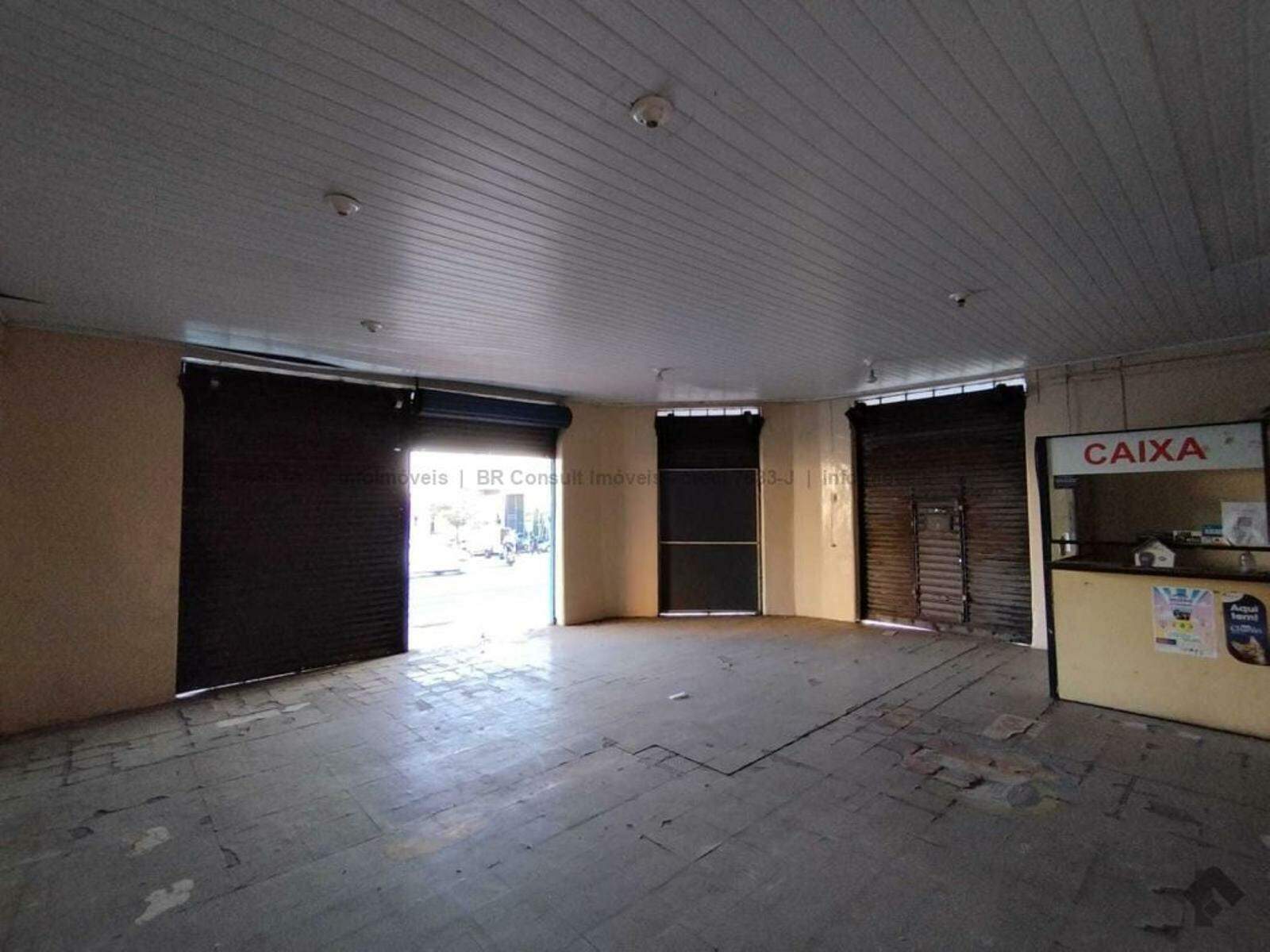 Sala à venda no Centro: 